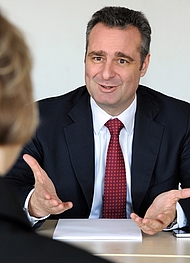 Interview mit Mark Never von der Stiftung FamilienBande